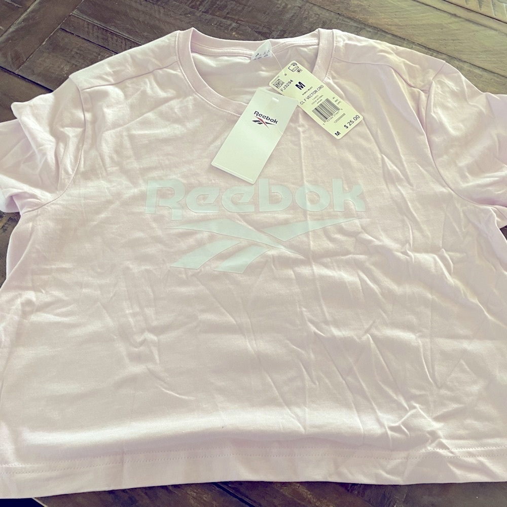 Reebok crop top in women’s medium